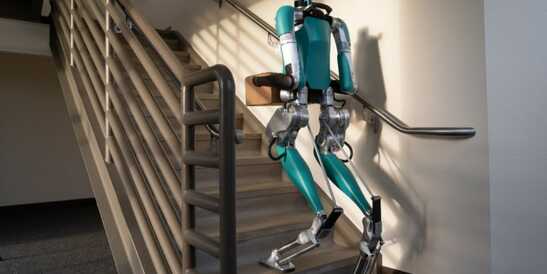 CES 2020 : robot livreur de colis, interface nouvelle génération SYNC et Mustang Mach-E 100% électrique