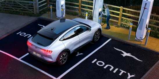 La Mustang Mach-E pourra parcourir 119 kilomètres en seulement 10 minutes de recharge